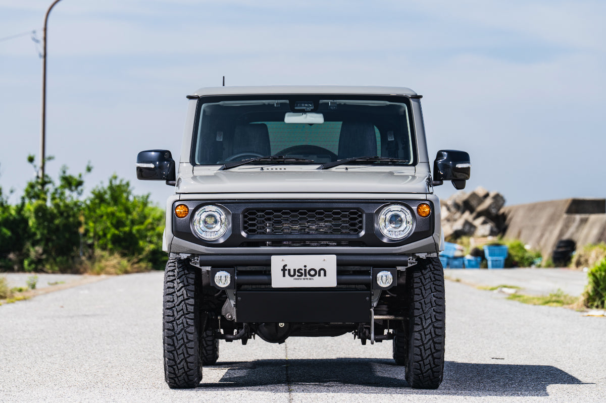 【ジムニー JB64W/JB74W/JC74W】 シンプルスタイルグリル TypeB(ABS製 塗装済み) ブラック fusion