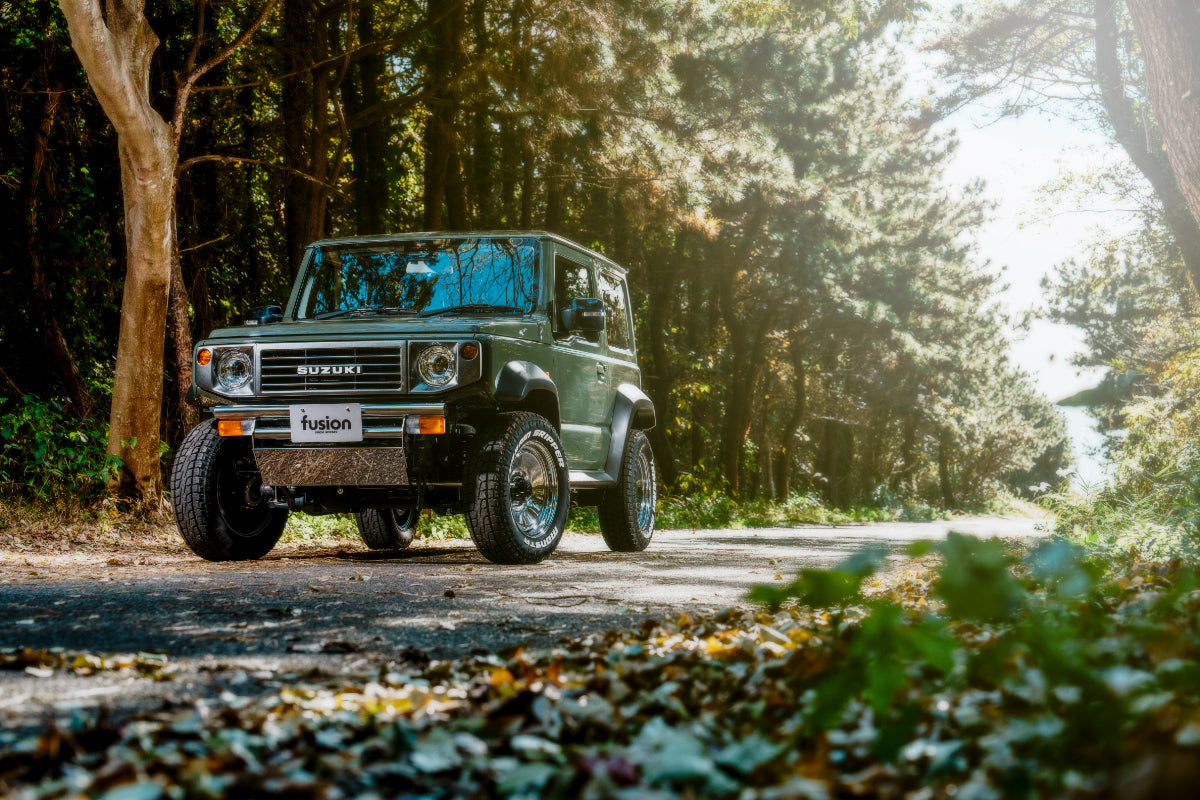 【ジムニー JB74W/JC74W】 フロントバンパー 鏡面 fusion