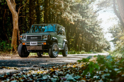 【ジムニー JB74W/JC74W】 フロントバンパー 鏡面 fusion