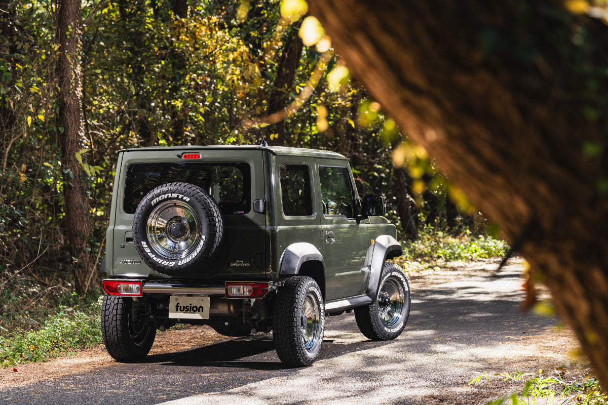 【ジムニー JB74W/JC74W】 リアバンパー 鏡面 fusion