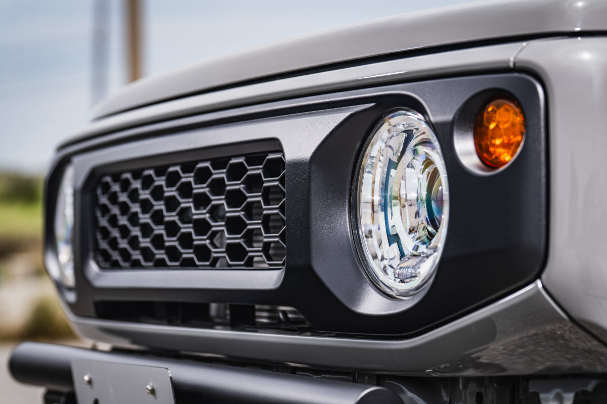 【ジムニー JB64W/JB74W/JC74W】 シンプルスタイルグリル TypeB（ABS製 塗装済み） ブラック fusion