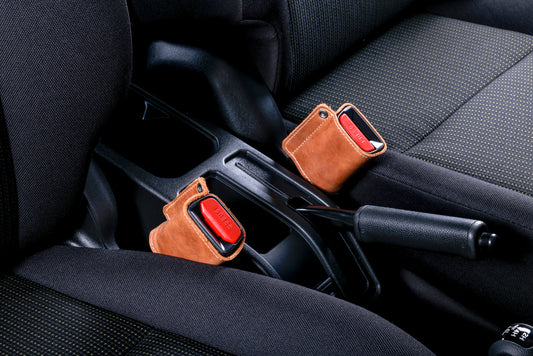 【ジムニー JB64W/JB74W/JC74W】 シートベルトキャッチャーカバー 2個1セット エイジングレザー