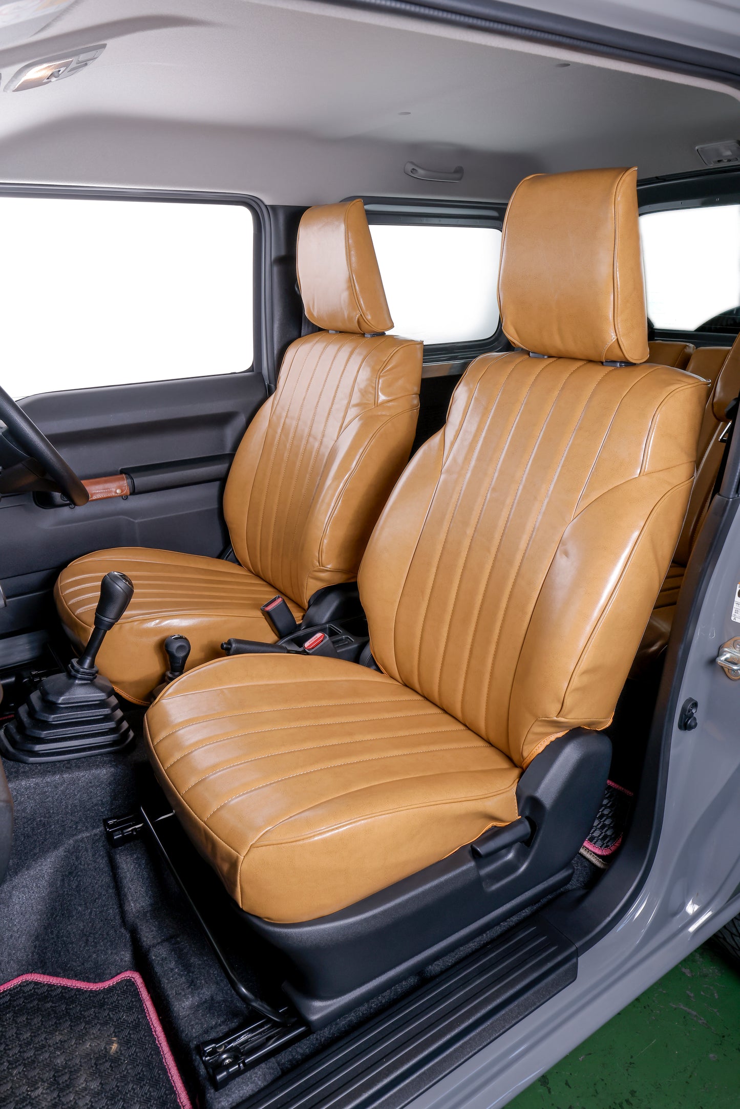 【ジムニー JB64W/JB74W】 Vincent Old Style Cover (ヴィンセント オールド スタイル カバー)  キャメル